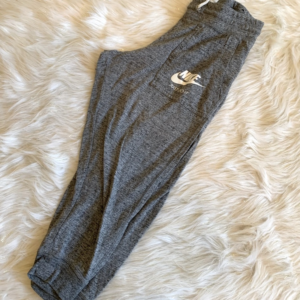 Nike crop joggers Size small